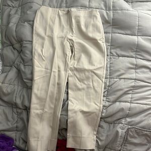 Chico’s Cream Smooth Stretch Crop Basic Chino Side Zip Pants Size 00 NWT